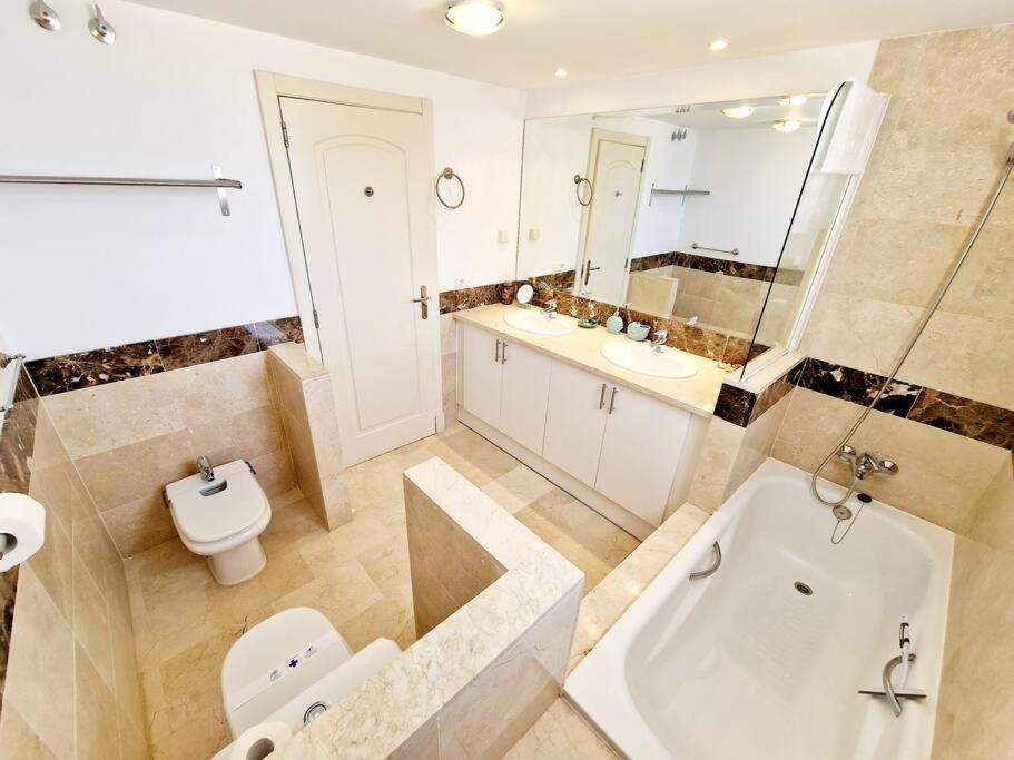 Las Palmeras Seaviews Mijas Exterior photo