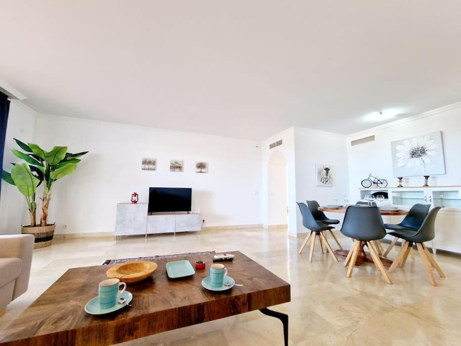 Las Palmeras Seaviews Mijas Exterior photo